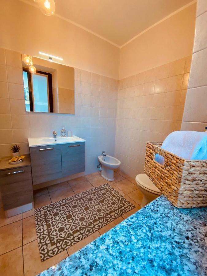 Corte 22 B&B E Appartamenti Borgomanero Eksteriør bilde