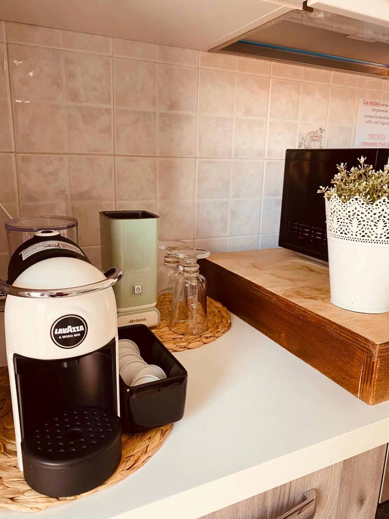 Corte 22 B&B E Appartamenti Borgomanero Eksteriør bilde